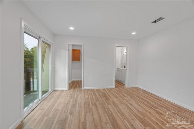 2301 W Michigan Ave 12, Pensacola, FL 32514