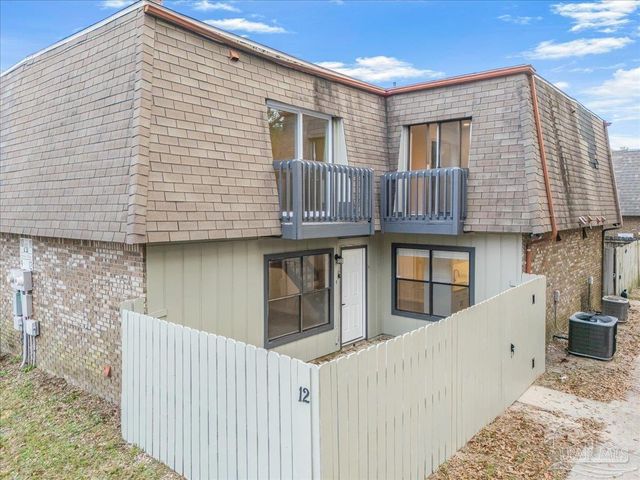 2301 W Michigan Ave 12, Pensacola, FL 32514
