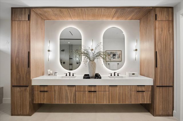 505 Wilmington Drive, Bellaire, TX 77401