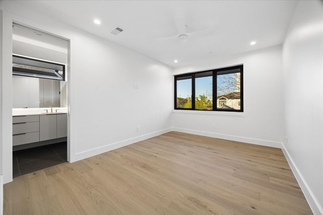 505 Wilmington Drive, Bellaire, TX 77401