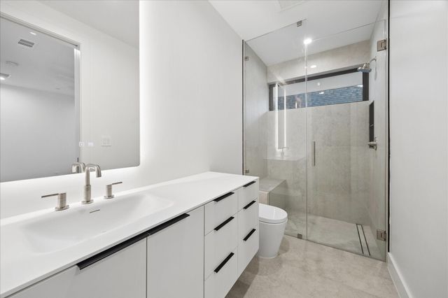 505 Wilmington Drive, Bellaire, TX 77401