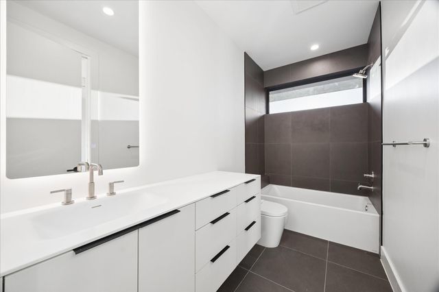 505 Wilmington Drive, Bellaire, TX 77401