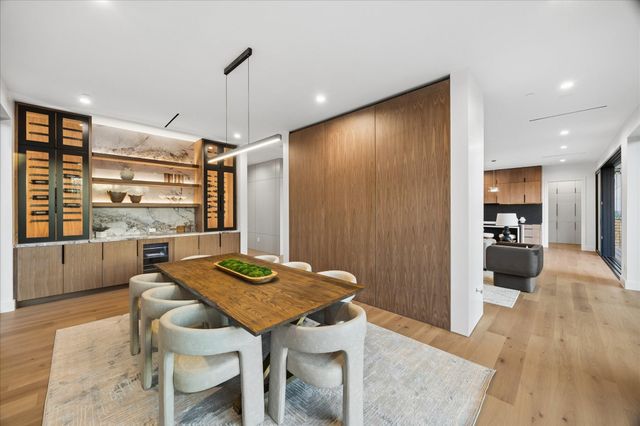 505 Wilmington Drive, Bellaire, TX 77401