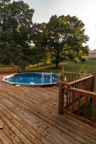 649 Eagle Avenue, Summersville, MO 65571