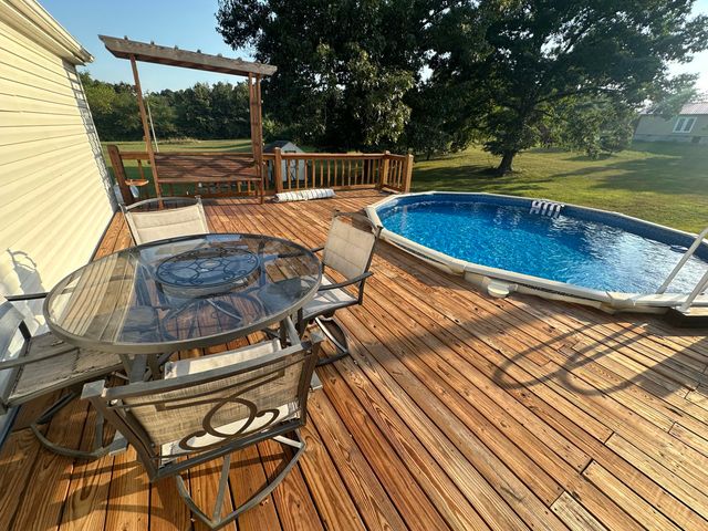 649 Eagle Avenue, Summersville, MO 65571