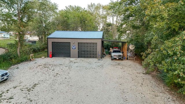 649 Eagle Avenue, Summersville, MO 65571