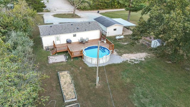 649 Eagle Avenue, Summersville, MO 65571