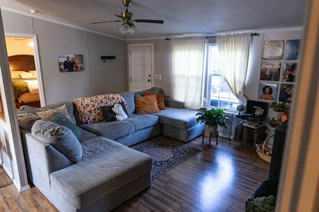 649 Eagle Avenue, Summersville, MO 65571