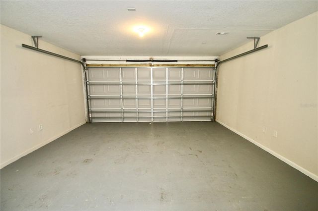 240 BOCA CIEGA ROAD, Mascotte, FL 34753