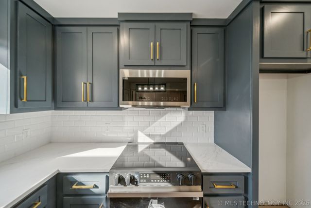 909 W Albuquerque Street, Broken Arrow, OK 74011