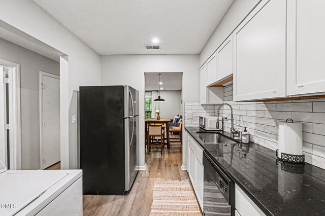 306 Ashley Forest Road Bldg F, Chapel Hill, NC 27514