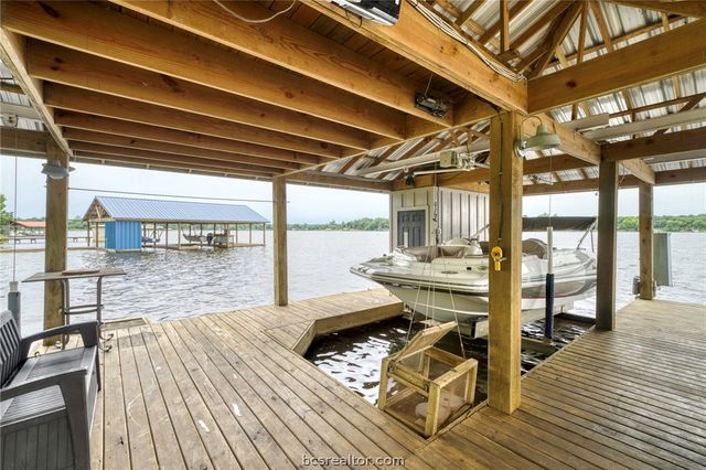 11452 Riley Green Road, Franklin, TX 77856