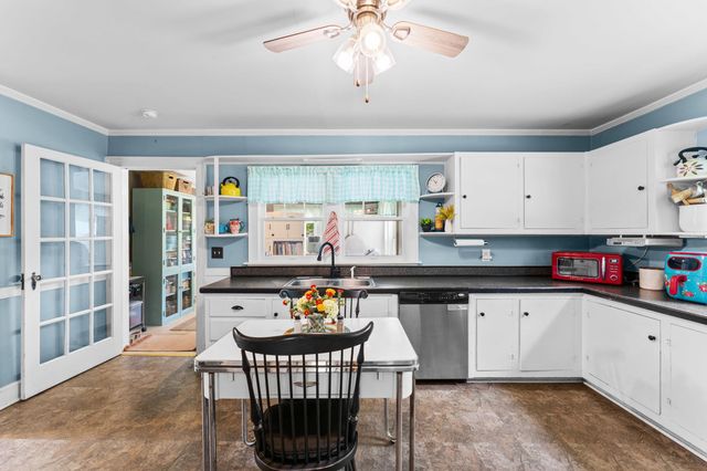 726 Foster Rd, Inman, SC 29349