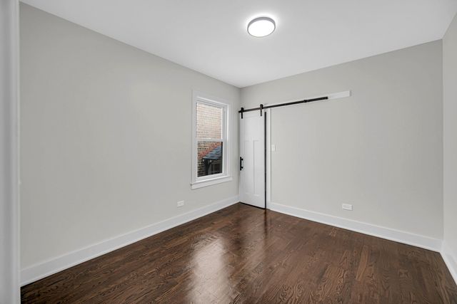 3048 N Marmora Avenue, Chicago, IL 60634