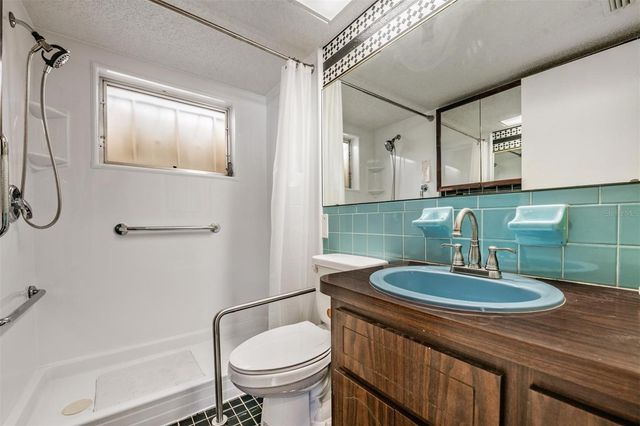 8434 LURAY DRIVE, Port Richey, FL 34668