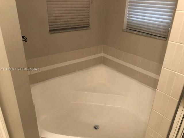 951 Doveplum Ct 951, Hollywood, FL 33019