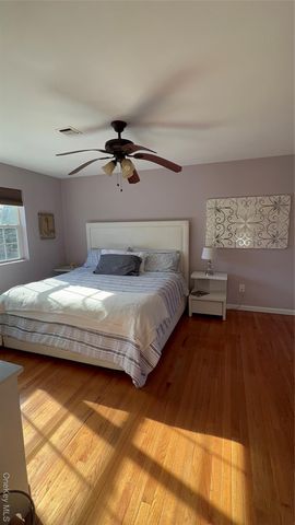 30 Lewis Road, East Quogue, NY 11942