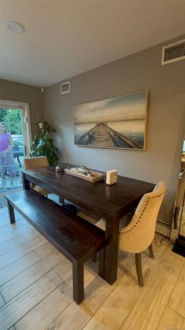 30 Lewis Road, East Quogue, NY 11942