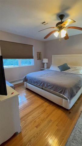 30 Lewis Road, East Quogue, NY 11942