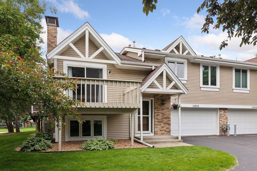 14252 Towers Lane, Eden Prairie, MN 55347