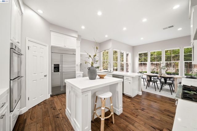 3867 Picard Ave, Pleasanton, CA 94588