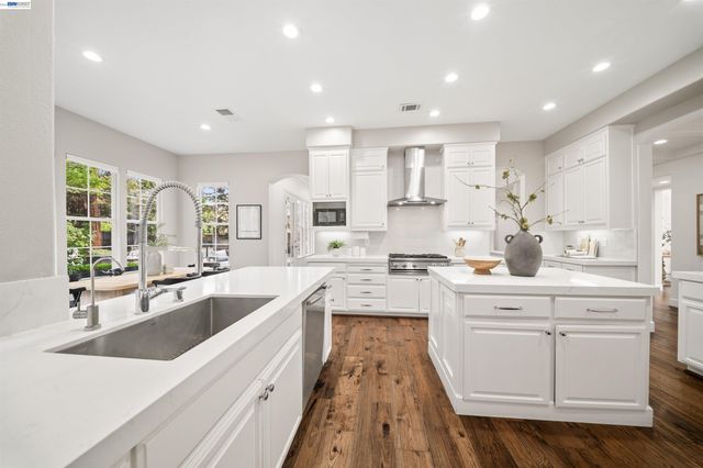3867 Picard Ave, Pleasanton, CA 94588