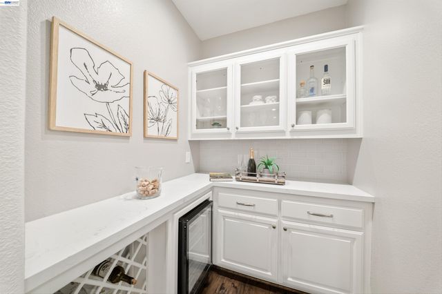 3867 Picard Ave, Pleasanton, CA 94588