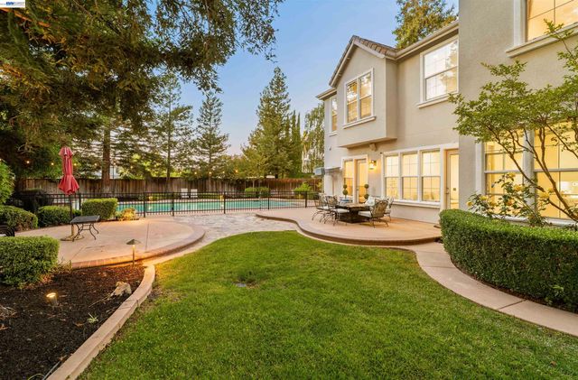 3867 Picard Ave, Pleasanton, CA 94588
