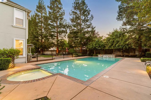 3867 Picard Ave, Pleasanton, CA 94588