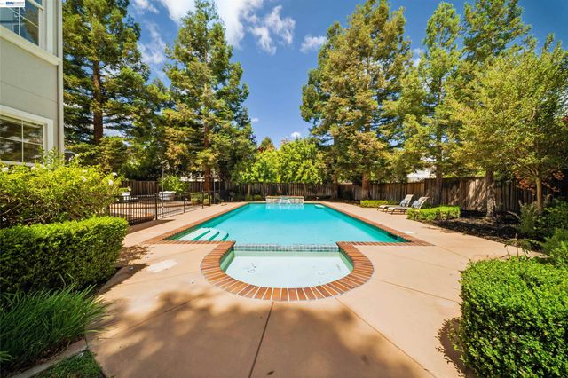 3867 Picard Ave, Pleasanton, CA 94588