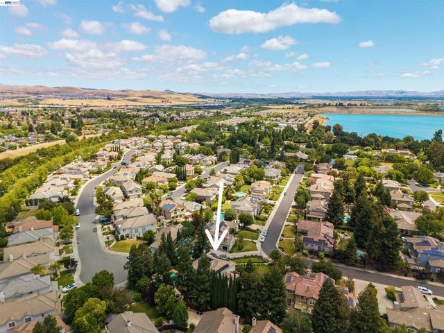 3867 Picard Ave, Pleasanton, CA 94588