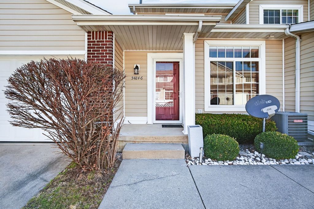 5484 Longview Court 6, Johnston, IA 50131