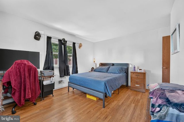 4 BAUER AVE, Willow Street, PA 17584