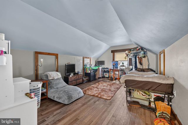 4 BAUER AVE, Willow Street, PA 17584
