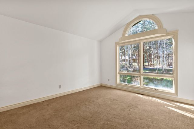 20375 SE Big Bear Court, Bend, OR 97702