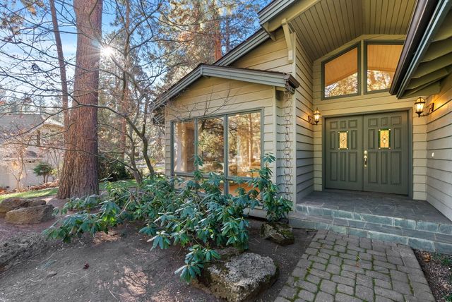 20375 SE Big Bear Court, Bend, OR 97702