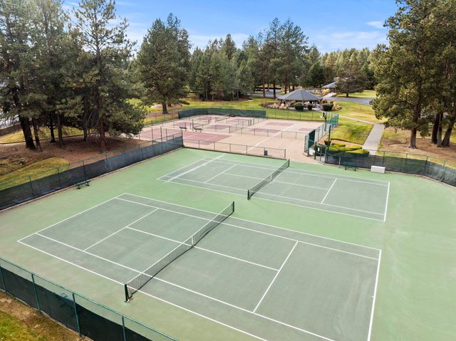 20375 SE Big Bear Court, Bend, OR 97702