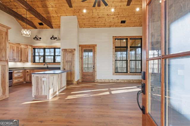 8165 Bridge Creek Road, Tiger, GA 30576