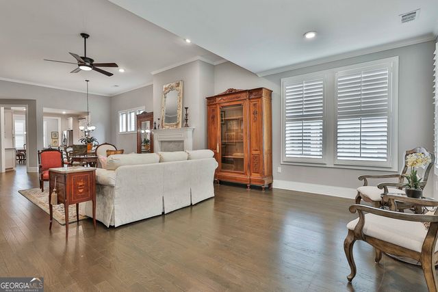 527 Hazelnut Drive, Peachtree City, GA 30269