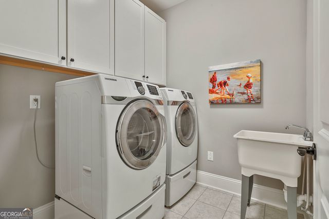 527 Hazelnut Drive, Peachtree City, GA 30269