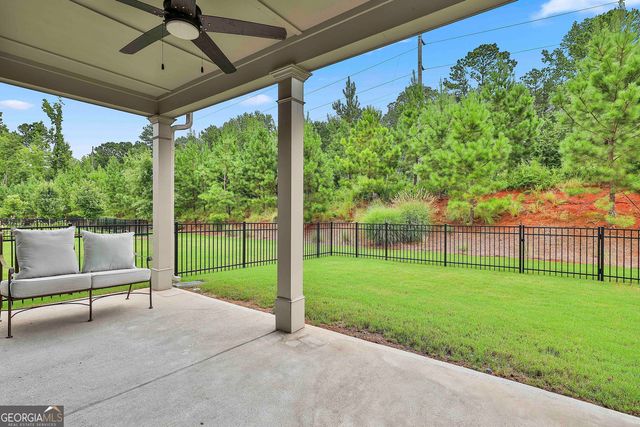 527 Hazelnut Drive, Peachtree City, GA 30269