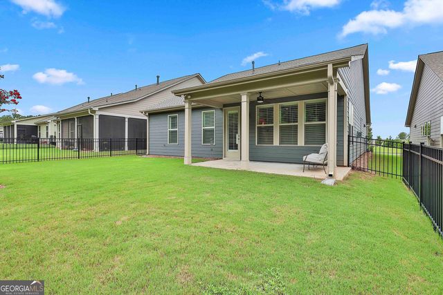 527 Hazelnut Drive, Peachtree City, GA 30269