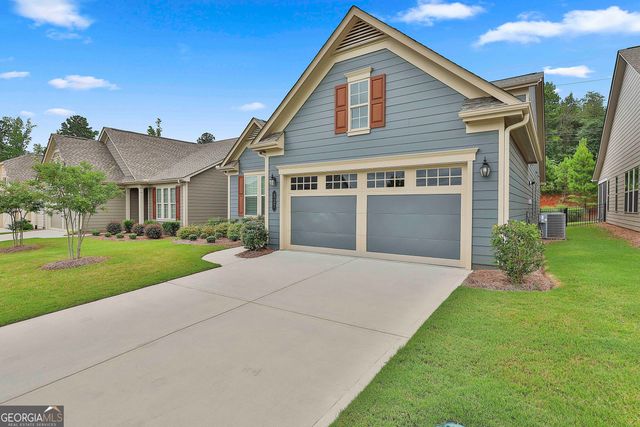 527 Hazelnut Drive, Peachtree City, GA 30269
