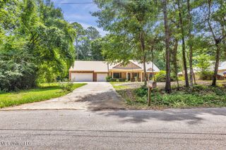 3516 N 5th Street, Ocean Springs, MS 39564