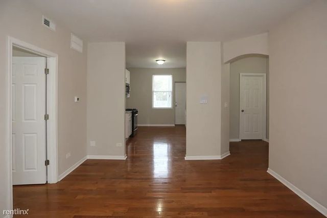 3916 W Altgeld Street 1, Chicago, IL 60647