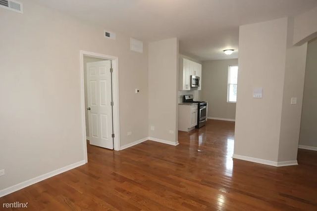 3916 W Altgeld Street 1, Chicago, IL 60647