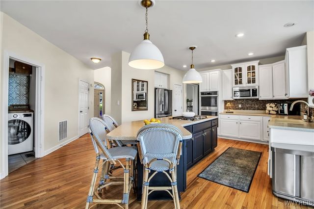 9 Winterhall Road, Orchard Park, NY 14127