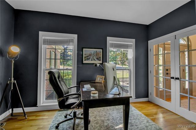 9 Winterhall Road, Orchard Park, NY 14127