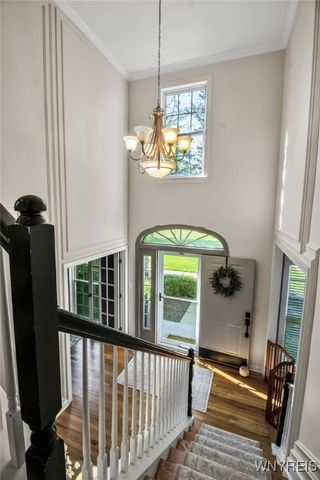 9 Winterhall Road, Orchard Park, NY 14127