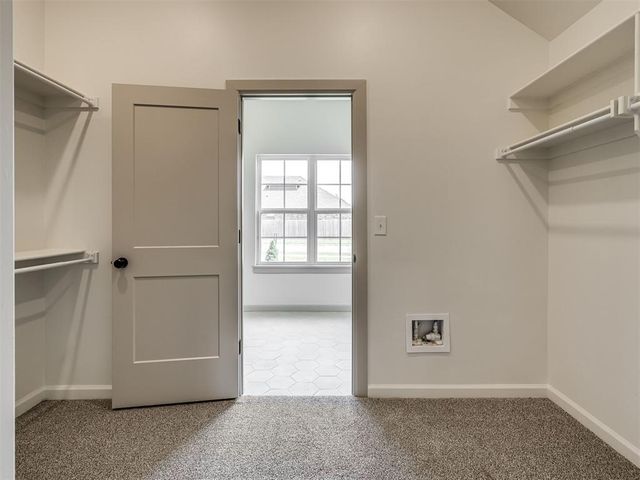 12509 Dolche Vita Drive, Yukon, OK 73099